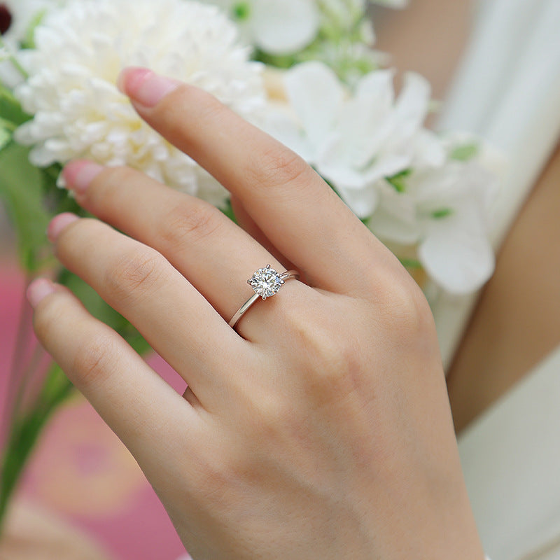 Amoria Solitär Ring – Moissanite & 925 Sterling Silber