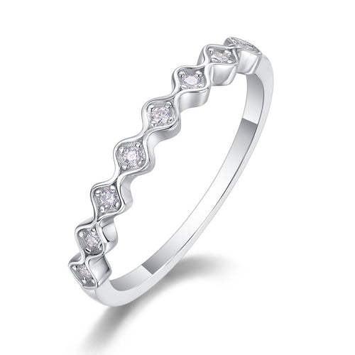 Veloura Wave Ring – Moissanite & 925 Sterling Silber